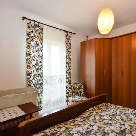 In - Istrien 27825 Pula