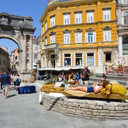 Apartman In - Istrien 27825 Póla